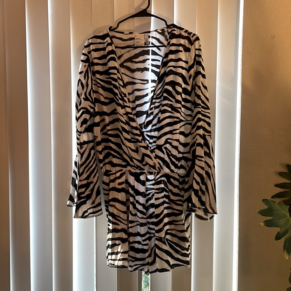 Bell sleeve romper